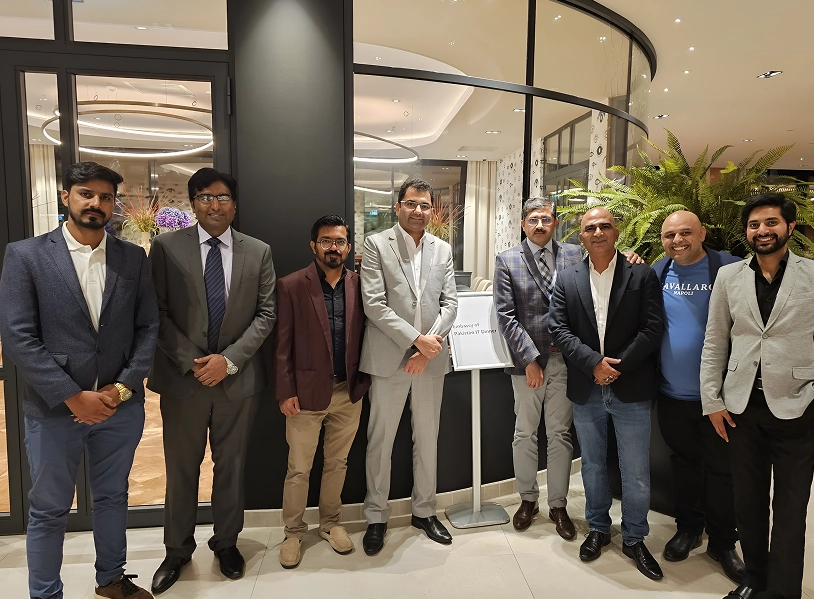 behind carousel img 1