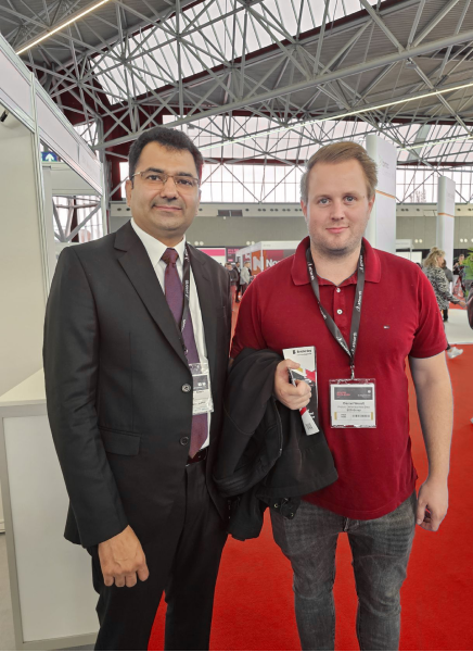 behind-carousel-img-1