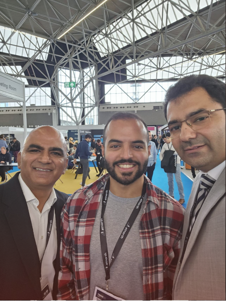 behind-carousel-img-2